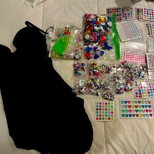 BEJEWELED TOP ERAS TOUR DIY OUTFIT IDEA: Black bodysuit and glue-on jewels